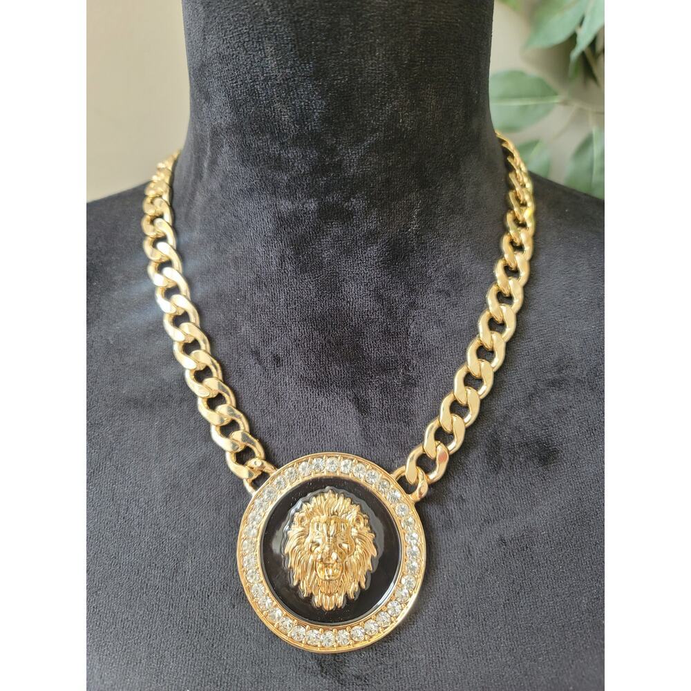 bebe‎ Gold Chain Necklace Lion Pendant with Lobster Clasp Statement Jewelry